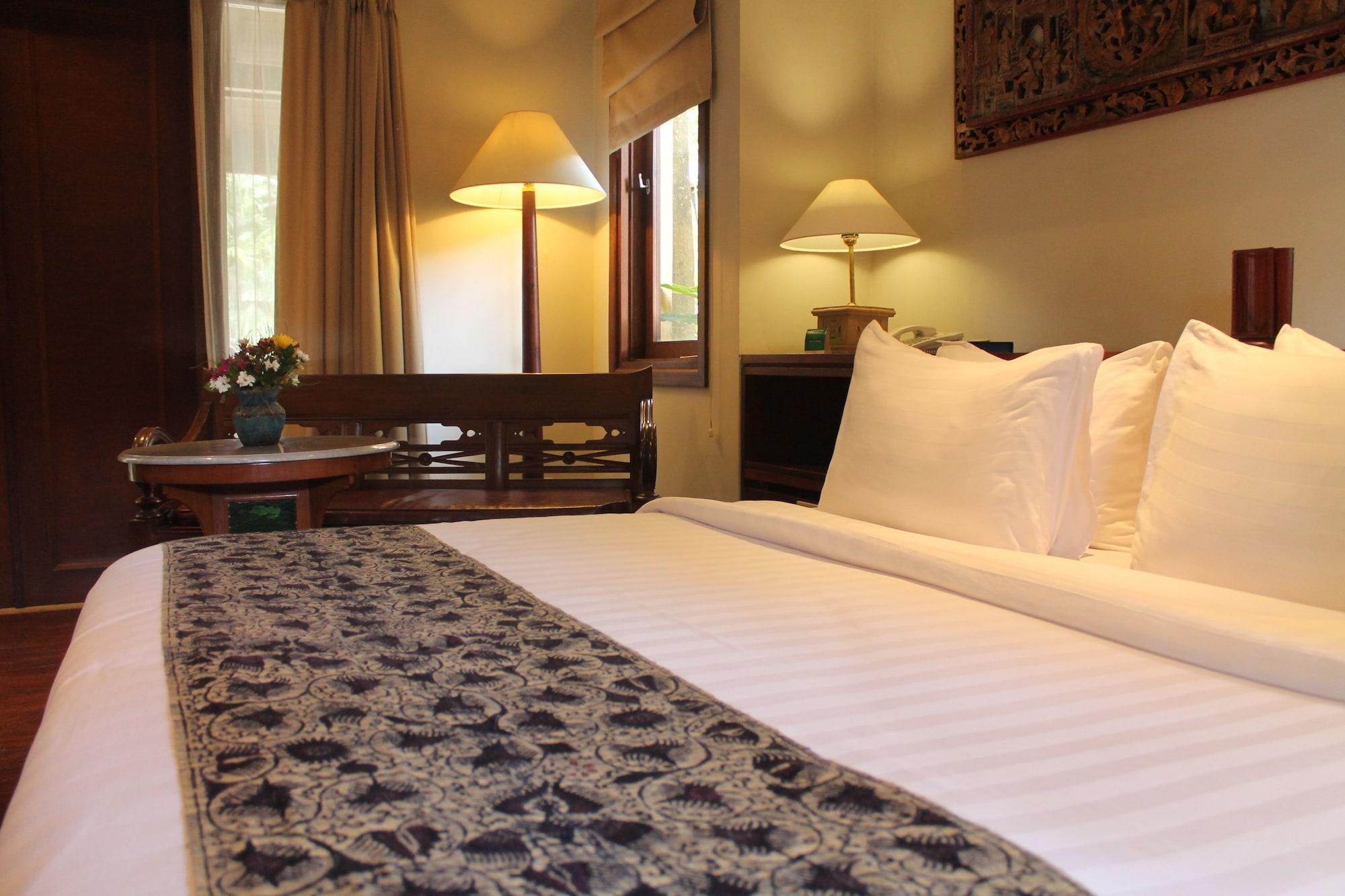 Laras Asri Resort & Spa Salatiga Extérieur photo