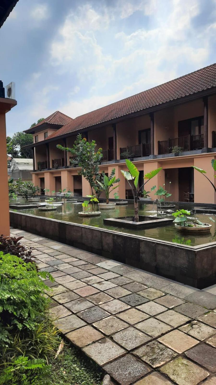 Laras Asri Resort & Spa Salatiga Extérieur photo